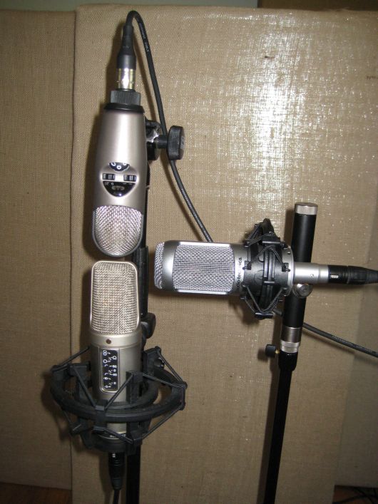 Three large diaphragm mics in an array for comparison